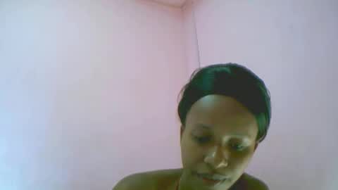 linah1123 online show from April 8, 2026, 10:21 pm