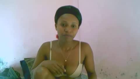 linah1123 online show from April 10, 2026, 2:44 pm