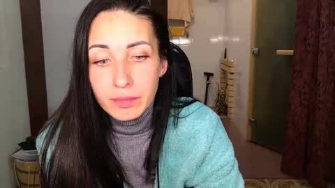 LinaLivee online show from October 24, 2025, 9:55 pm