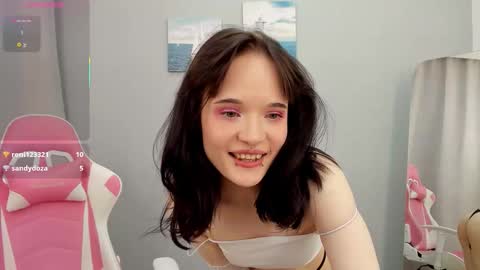 L I N A online show from January 10, 2026, 2:08 pm