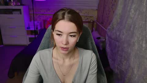 Luna online show from April 9, 2026, 6:24 pm