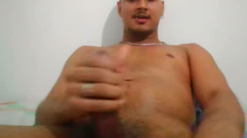 Snapshot of lincelince2003 chatting on February 25, 2026, 2:10 am lincelince2003 online show from February 25, 2026, 2:10 am