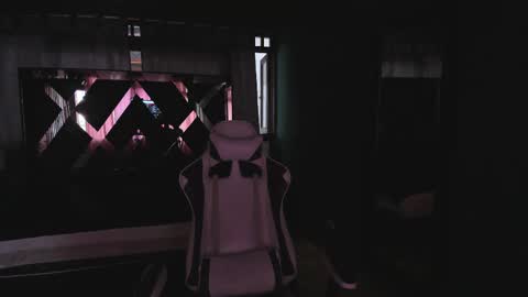  Linda  online show from February 26, 2025, 9:16 pm