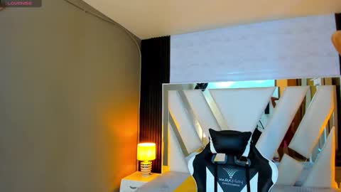  Linda  online show from September 28, 2025, 1:27 pm