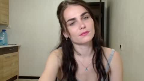 Linda online show from September 26, 2025, 6:56 pm