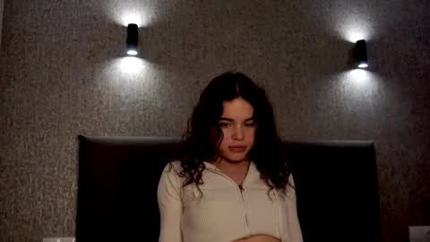 Linda online show from November 14, 2025, 1:54 pm