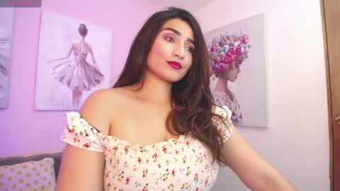 Maria Paula online show from March 4, 2025, 12:12 pm