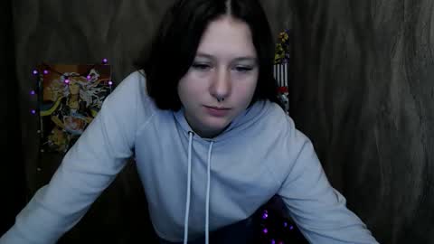 Snapshot of linda_s_ chatting on November 5, 2025, 11:10 am Linda online show from November 5, 2025, 11:10 am