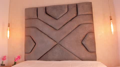 Linda Saenz online show from March 6, 2025, 5:54 pm