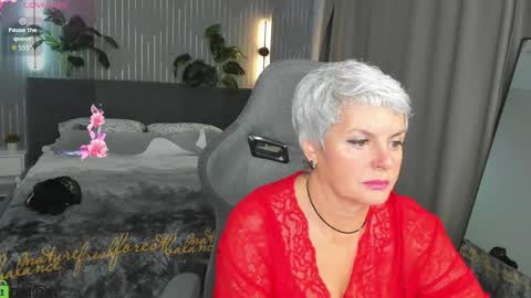 Linda Zefir online show from June 9, 2026, 1:06 am