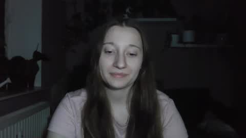 LindaAmore online show from October 27, 2025, 9:41 pm