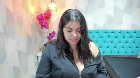 Snapshot of lindabreexlove chatting on March 14, 2026, 4:01 pm online show from March 14, 2026, 4:01 pm