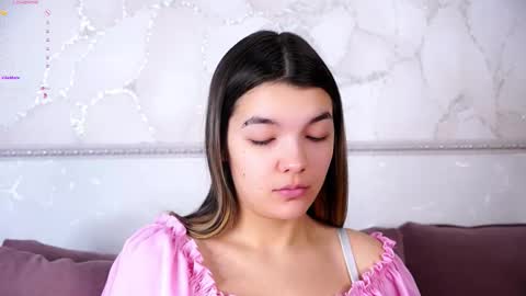 Kate online show from December 15, 2025, 1:54 am