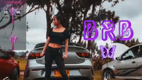 Snapshot of ling_ling24 chatting on December 3, 2024, 11:44 am ling ling24 online show from December 3, 2024, 11:44 am