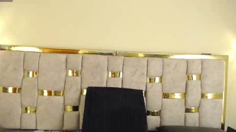 Snapshot of ling_ling24 chatting on February 4, 2025, 3:54 am ling ling24 online show from February 4, 2025, 3:54 am