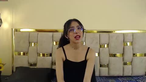 Snapshot of ling_ling24 chatting on February 11, 2025, 7:23 am ling ling24 online show from February 11, 2025, 7:23 am