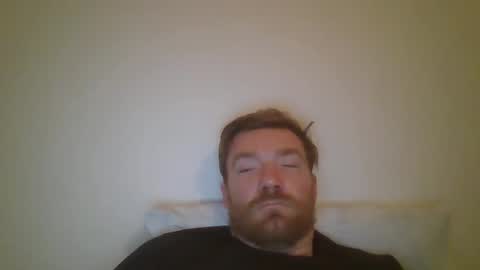 linguistixx333 online show from February 1, 2026, 9:02 pm