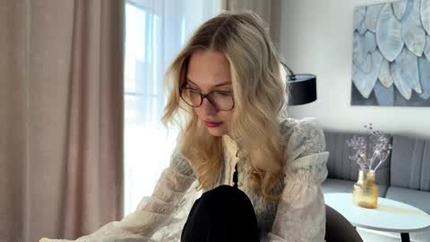 Emma online show from April 11, 2026, 11:58 am