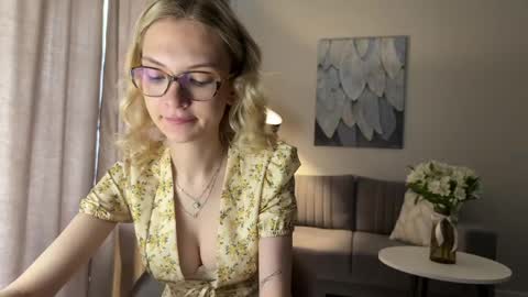 Emma online show from April 15, 2026, 9:05 am