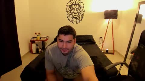 Snapshot of lionn_kingg chatting on November 16, 2025, 12:05 am Lion online show from November 16, 2025, 12:05 am