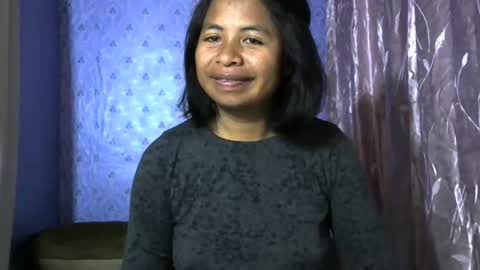 liora online show from September 22, 2025, 1:51 am