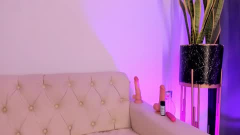 Snapshot of liorah_wolf chatting on February 12, 2026, 7:53 pm Liorah wolf online show from February 12, 2026, 7:53 pm