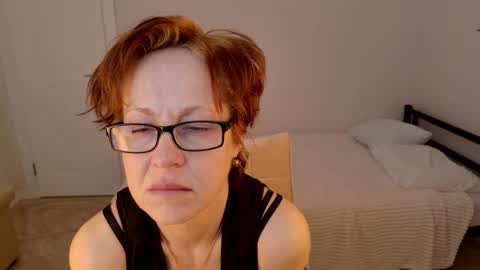 Liora Weiss online show from March 21, 2026, 8:30 am