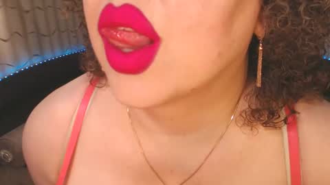 LIpsAddiction online show from February 2, 2025, 1:52 pm