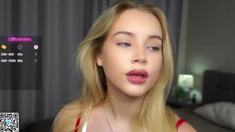 Snapshot of lipswithsmileonthem chatting on December 14, 2024, 1:06 am Amelia online show from December 14, 2024, 1:06 am