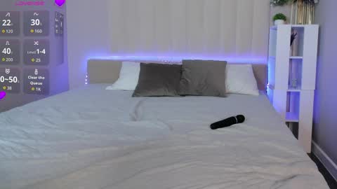 Lira revery online show from April 6, 2026, 11:05 pm