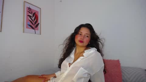 Lily see u on december 2 online show from January 23, 2025, 6:35 pm