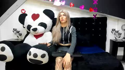 Lis  online show from February 22, 2026, 2:02 am