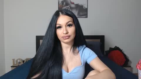 Lisa online show from December 15, 2024, 9:20 pm