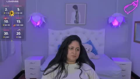 Lisa online show from September 15, 2025, 5:57 pm