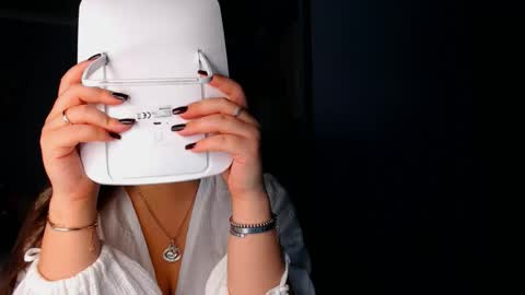 lisa_lady_golden online show from September 30, 2025, 8:36 pm