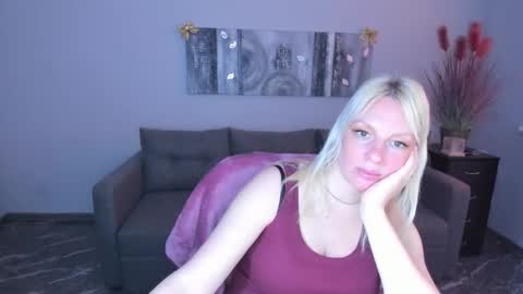 lisa_merritt online show from June 2, 2026, 5:42 am