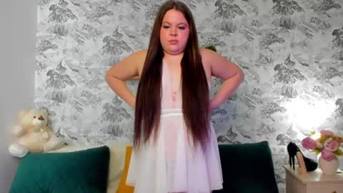 Snapshot of lisa_payne chatting on March 12, 2025, 8:19 am Lisa online show from March 12, 2025, 8:19 am