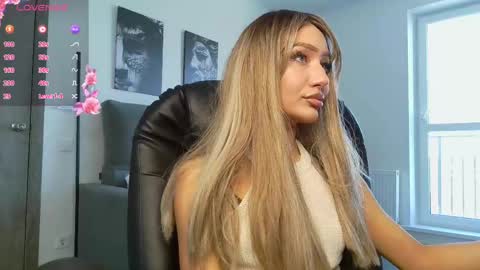 Lisa online show from April 16, 2026, 10:05 am