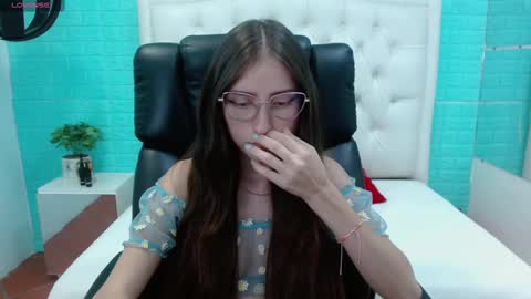 Lisa online show from March 12, 2025, 4:24 pm