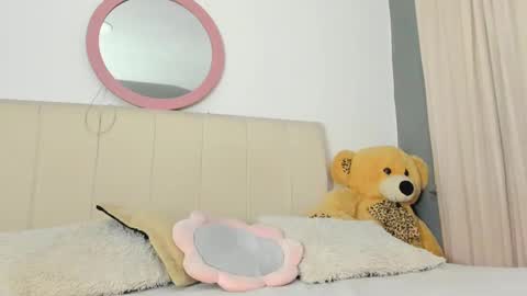 Lisa online show from March 1, 2025, 4:15 am