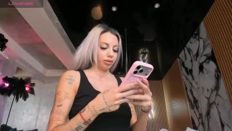 onlyfans-lisaakira instagram-lisaakira9  twitter-lisaakira4 online show from April 1, 2026, 6:25 am