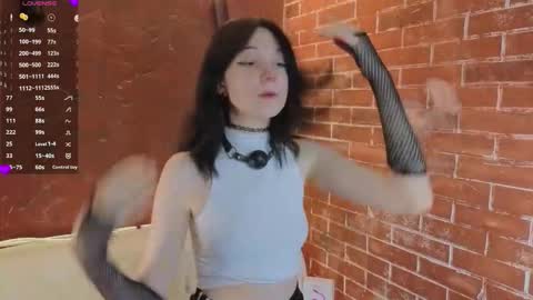 Snapshot of lisabunnyyy chatting on February 22, 2026, 7:12 pm Lisa online show from February 22, 2026, 7:12 pm