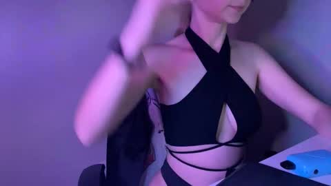 Snapshot of lisafrazier chatting on September 9, 2025, 5:34 pm Lisa online show from September 9, 2025, 5:34 pm