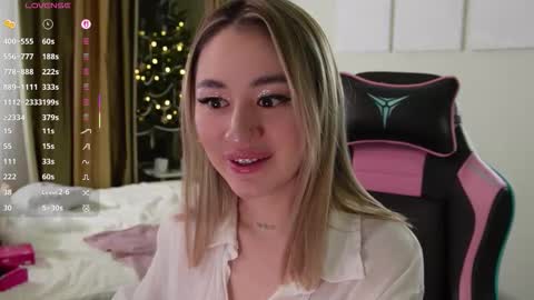   LISA   online show from December 20, 2025, 5:53 pm