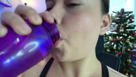 Lisbet online show from January 14, 2025, 7:00 pm