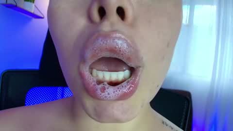 Lisbet online show from January 30, 2025, 10:08 pm