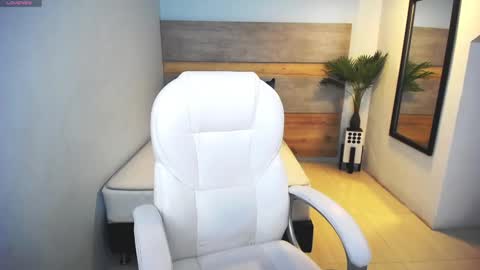 Liseth Fox online show from March 11, 2025, 8:31 pm