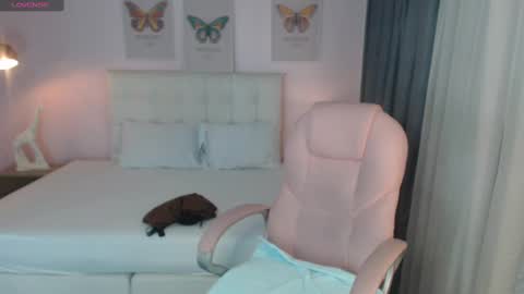 Andrea online show from December 5, 2024, 12:22 pm