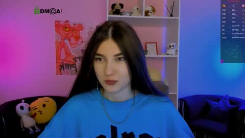 lissa_night online show from September 12, 2025, 1:22 pm