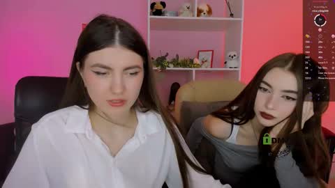 lissa_night online show from September 23, 2025, 1:14 pm